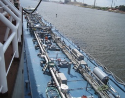 bunkerbarge