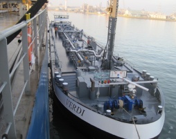 bunkerbarge2